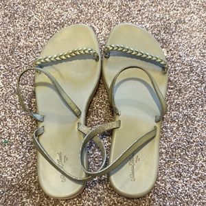 Universal Threads Women’s Sandals